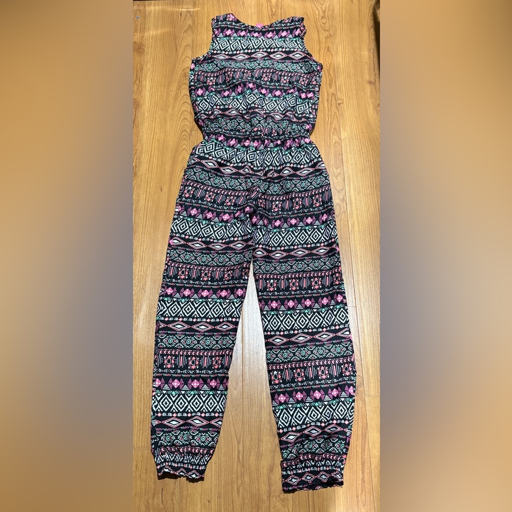 Girls' Sleeveless Printed Jumpsuit in Black & Pink
